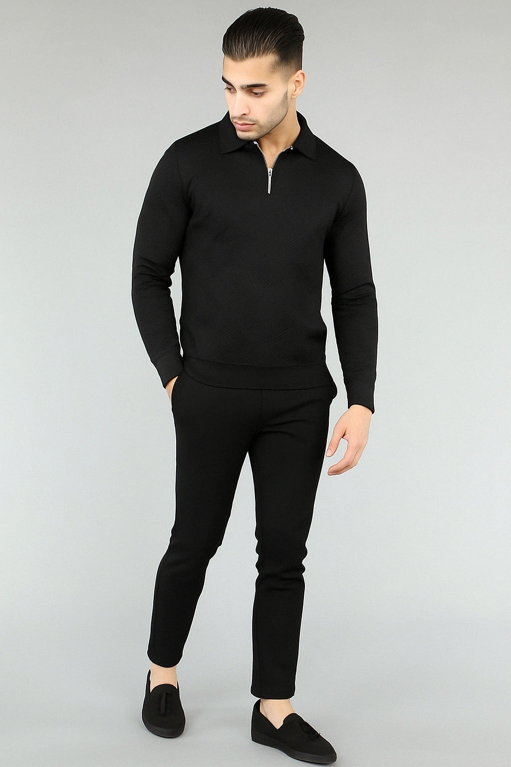 LuxeTrame ™| Pull demi-fermé à motif géométrique
